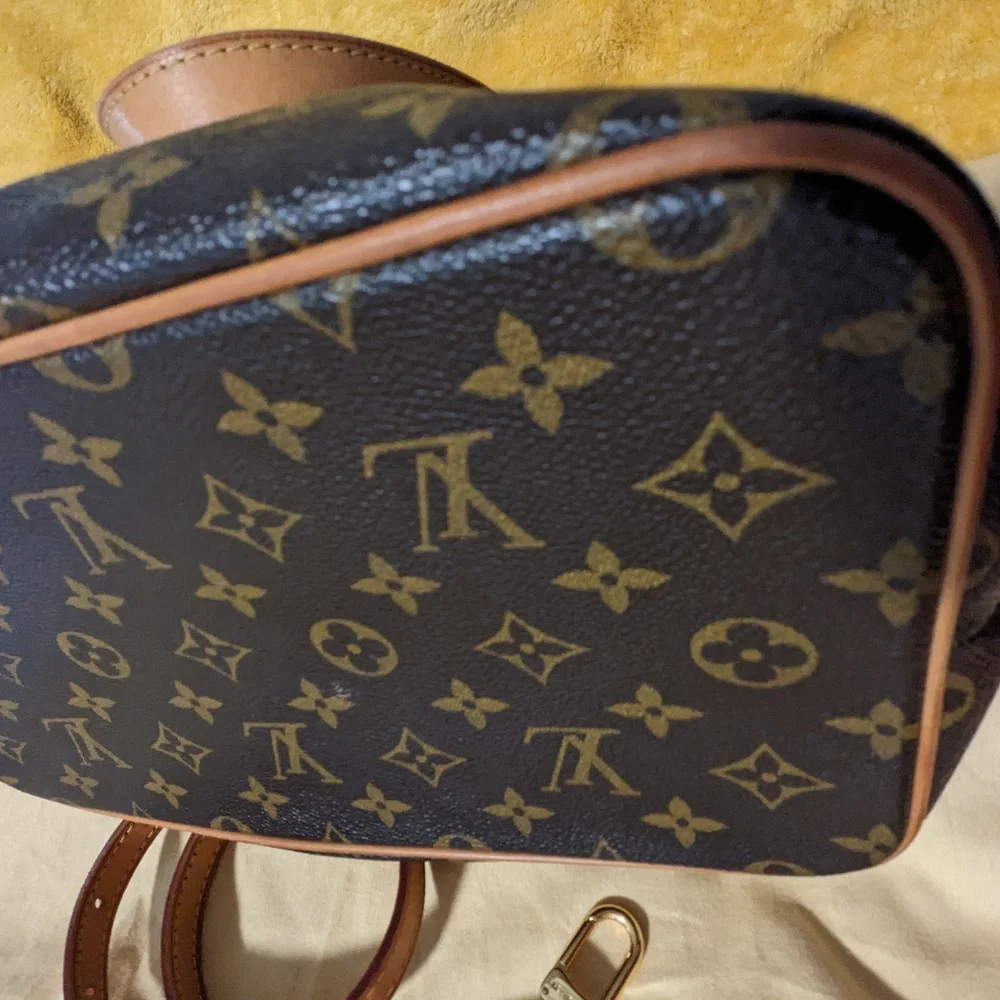 Louis Vuitton Palermo PM - Picture 6 of 15